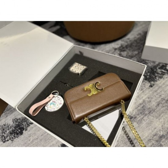 This season's featured new item using color 2024SS shoulder bag CELINE CELINE This season's featured new item using color 2024SS shoulder bag CELINE CELINE