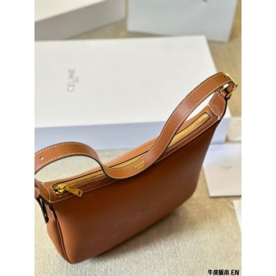 Definitely the latest trend 2024SS tote bag CELINE Definitely the latest trend 2024SS tote bag CELINE