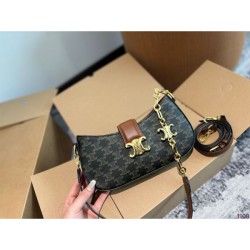 Must-buy for adults this spring/summer 2024SS tote bag CELINE