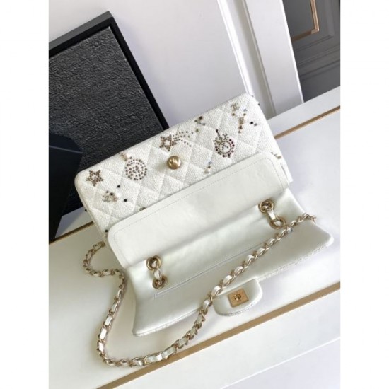 Very easy to incorporate 2024SS shoulder bag CHANEL Very easy to incorporate 2024SS shoulder bag CHANEL
