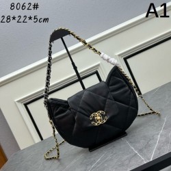 This season's explosively popular standard product 2024SS tote bag CHANEL CHANEL
