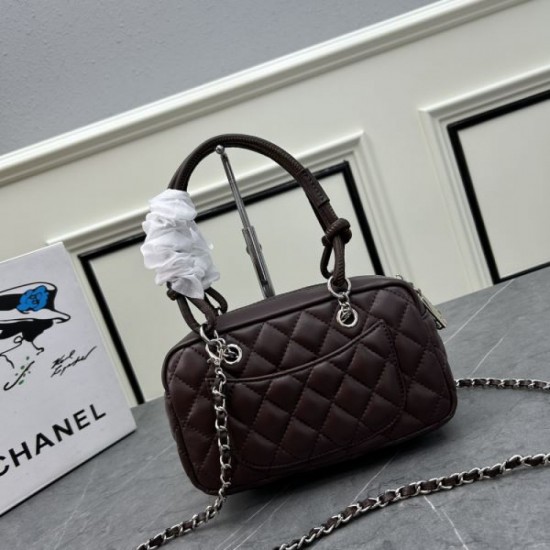 Great as a Christmas gift 2024SS tote bag CHANEL Great as a Christmas gift 2024SS tote bag CHANEL