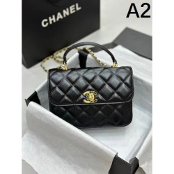 2024SS tote bag CHANEL, which is popular among fashionable people