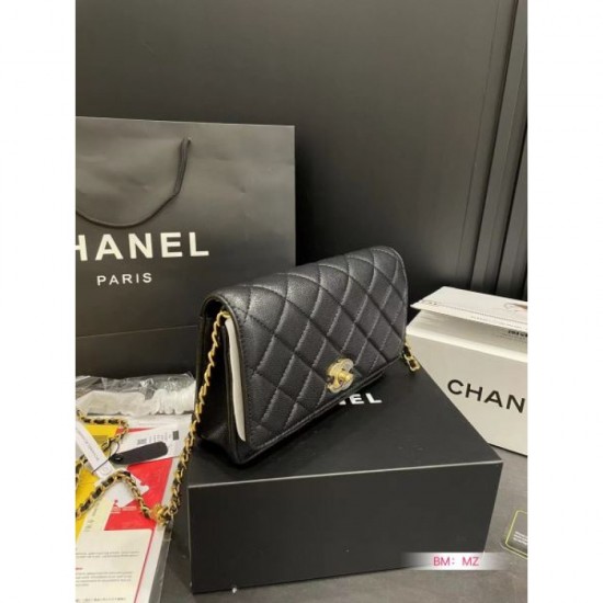 Check out the season's trends 2024SS Shoulder Bag CHANEL CHANEL Check out the season's trends 2024SS Shoulder Bag CHANEL CHANEL