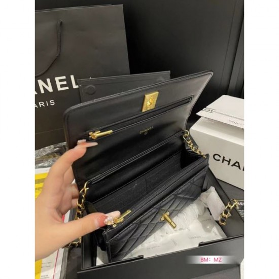 Check out the season's trends 2024SS Shoulder Bag CHANEL CHANEL Check out the season's trends 2024SS Shoulder Bag CHANEL CHANEL