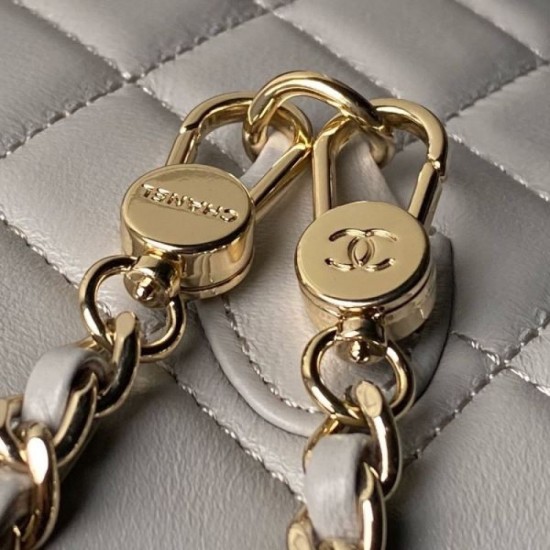 Items that bring out the texture of the material 2024SS Backpack CHANEL CHANEL Items that bring out the texture of the material 2024SS Backpack CHANEL CHANEL