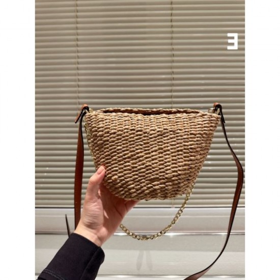 2024SS tote bag CHLOE that gives the impression of a fashionable expert 2024SS tote bag CHLOE that gives the impression of a fashionable expert