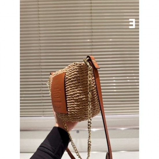 2024SS tote bag CHLOE that gives the impression of a fashionable expert 2024SS tote bag CHLOE that gives the impression of a fashionable expert