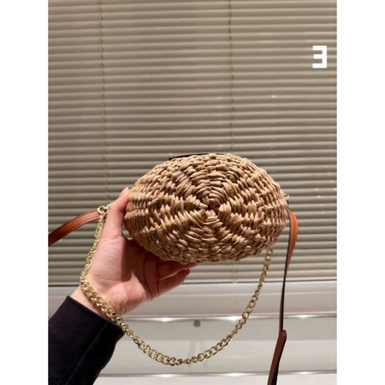 2024SS tote bag CHLOE that gives the impression of a fashionable expert 2024SS tote bag CHLOE that gives the impression of a fashionable expert