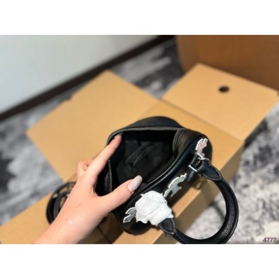 New this season 2024SS tote bag CHROME HEARTS New this season 2024SS tote bag CHROME HEARTS
