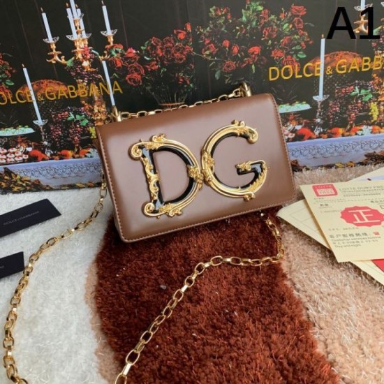 Popular topic 2024SS shoulder bag DOLCE & GABBANA Dolce & Gabbana Popular topic 2024SS shoulder bag DOLCE & GABBANA Dolce & Gabbana