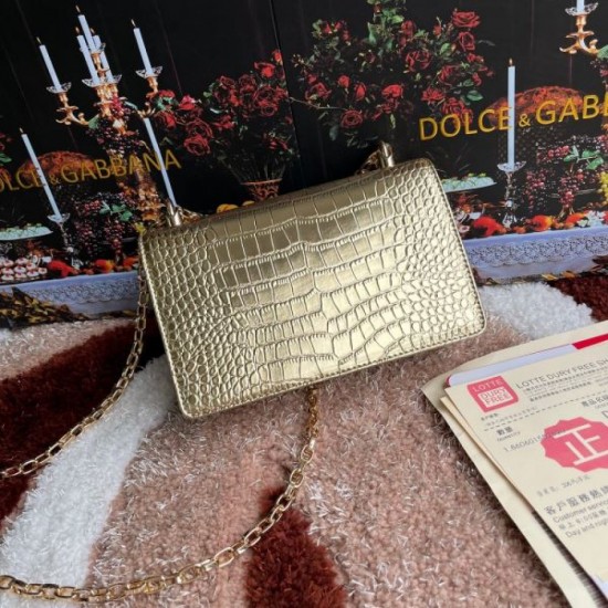 Must be sold out 2024SS Shoulder Bag DOLCE & GABBANA Dolce & Gabbana Must be sold out 2024SS Shoulder Bag DOLCE & GABBANA Dolce & Gabbana