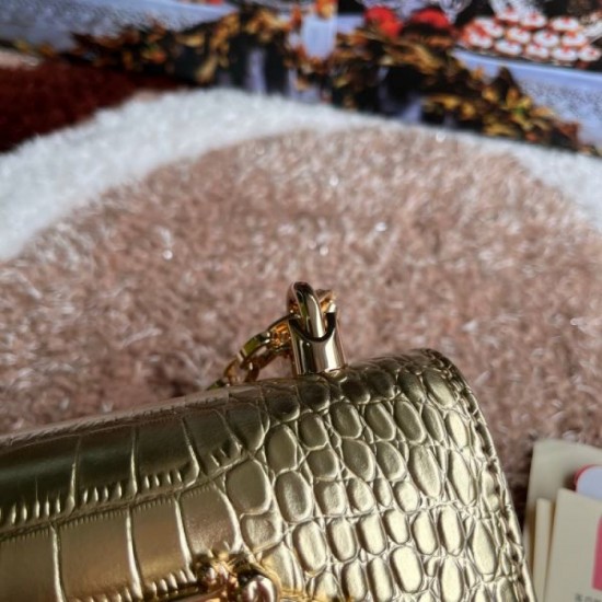 Must be sold out 2024SS Shoulder Bag DOLCE & GABBANA Dolce & Gabbana Must be sold out 2024SS Shoulder Bag DOLCE & GABBANA Dolce & Gabbana