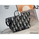 This season's recommended popular item 2024SS tote bag DIOR Dior This season's recommended popular item 2024SS tote bag DIOR Dior