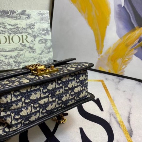 Minimum of 1 week Not released in Japan 2024SS Shoulder Bag DIOR Dior Minimum of 1 week Not released in Japan 2024SS Shoulder Bag DIOR Dior