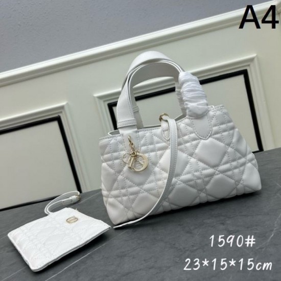 Popular styles that sold this year 2024SS tote bag DIOR Dior Popular styles that sold this year 2024SS tote bag DIOR Dior