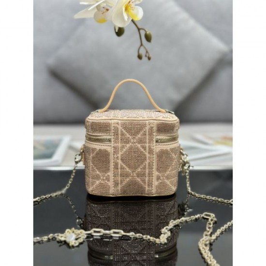 2024SS tote bag DIOR for a modern style 2024SS tote bag DIOR for a modern style
