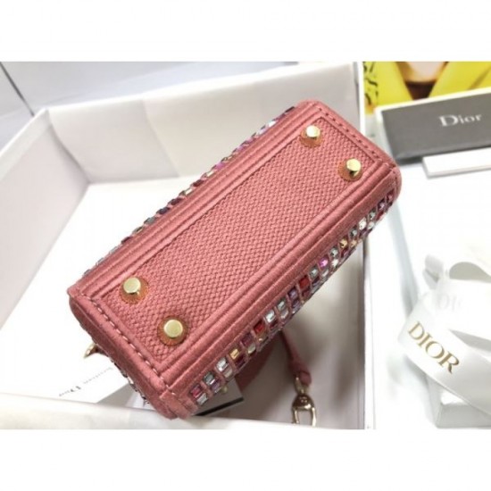 2024SS tote bag DIOR that takes your style to the next level 2024SS tote bag DIOR that takes your style to the next level