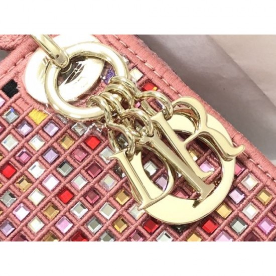 2024SS tote bag DIOR that takes your style to the next level 2024SS tote bag DIOR that takes your style to the next level