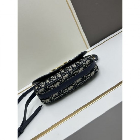 Summer new item 2024SS shoulder bag DIOR that is in short supply Summer new item 2024SS shoulder bag DIOR that is in short supply