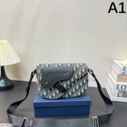 Like the beautiful spring colors 2024SS Shoulder Bag DIOR