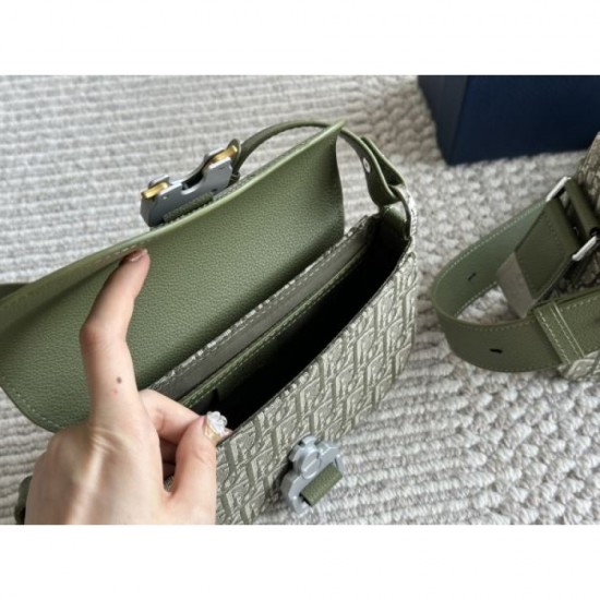 Popular item featured in magazines 2024SS Shoulder Bag DIOR Popular item featured in magazines 2024SS Shoulder Bag DIOR