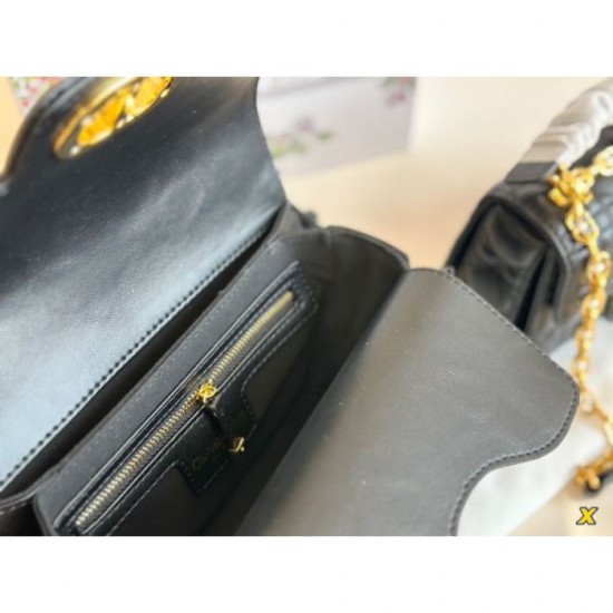 2024SS tote bag DIOR that will be useful for this spring/summer coordination 2024SS tote bag DIOR that will be useful for this spring/summer coordination