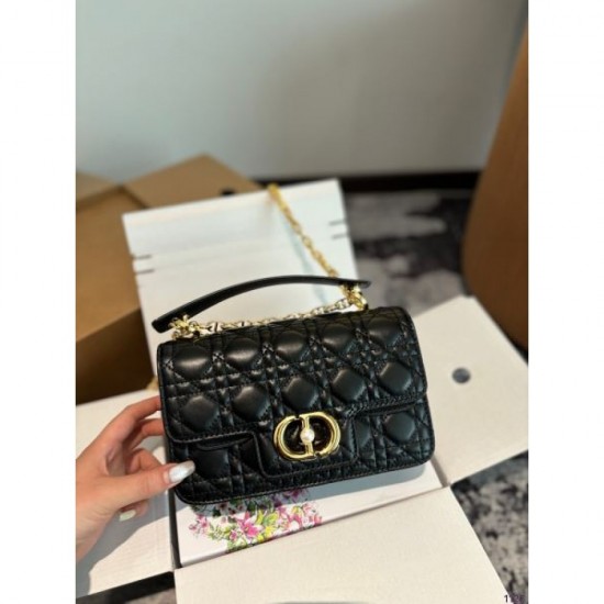 New this season! Adults are also welcome! 2024SS Tote Bag DIOR New this season! Adults are also welcome! 2024SS Tote Bag DIOR