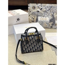 Difficult to obtain item sold out in Japan 2024SS Tote Bag DIOR Dior