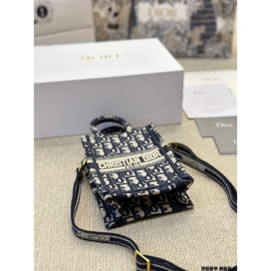 This season's hottest trend 2024SS tote bag DIOR Dior This season's hottest trend 2024SS tote bag DIOR Dior