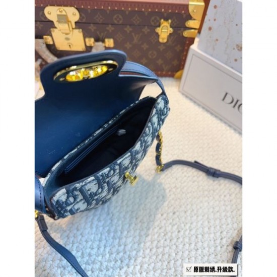 2024SS tote bag DIOR, a new summer product that transcends borders and eras 2024SS tote bag DIOR, a new summer product that transcends borders and eras