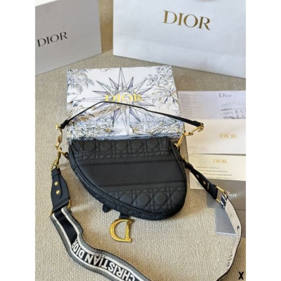 2024SS tote bag DIOR that celebrities are getting this season 2024SS tote bag DIOR that celebrities are getting this season