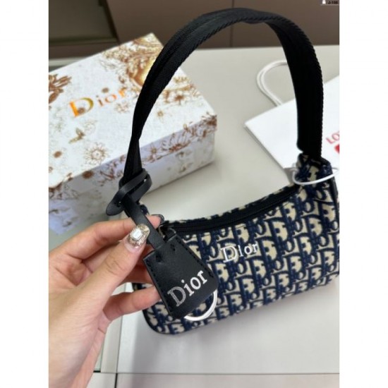Keywords to look stylish 2024SS tote bag DIOR Keywords to look stylish 2024SS tote bag DIOR