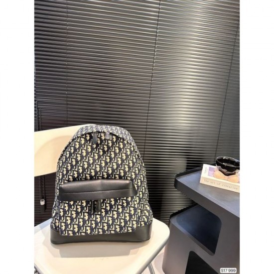 The extremely popular new 2024SS backpack DIOR The extremely popular new 2024SS backpack DIOR