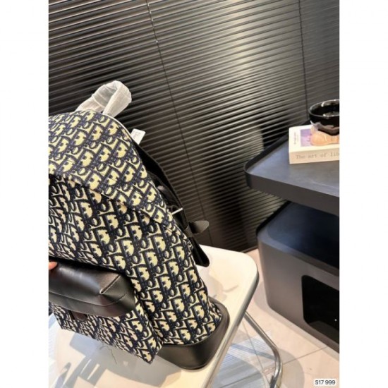 The extremely popular new 2024SS backpack DIOR The extremely popular new 2024SS backpack DIOR