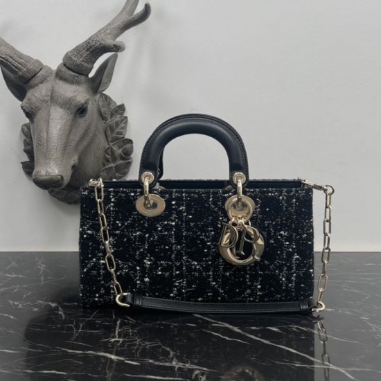 Trendy style! 2024SS Tote Bag DIOR Trendy style! 2024SS Tote Bag DIOR