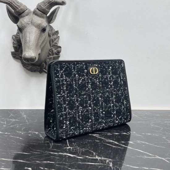 Super cool new spring/summer 2024SS clutch bag DIOR Super cool new spring/summer 2024SS clutch bag DIOR