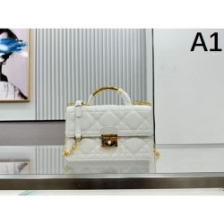 2024SS The perfect color for summer DIOR Dior tote bag