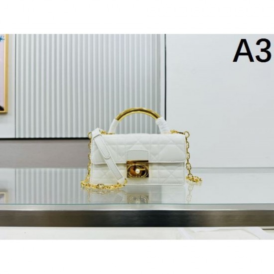 Get 2024SS new product at sale price DIOR Dior tote bag Get 2024SS new product at sale price DIOR Dior tote bag