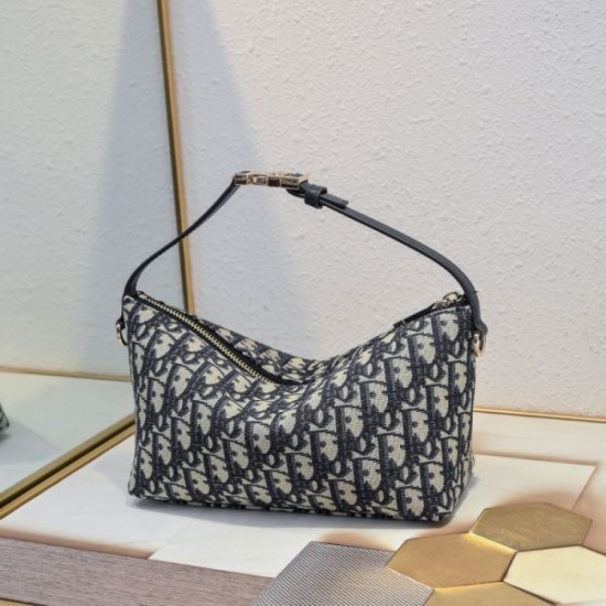 DIOR Dior 2024FW continues to be popular style tote bag DIOR Dior 2024FW continues to be popular style tote bag