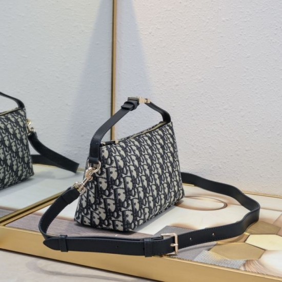 DIOR Dior 2024FW continues to be popular style tote bag DIOR Dior 2024FW continues to be popular style tote bag