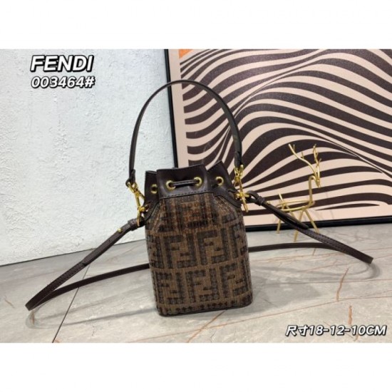2024SS tote bag perfect for adult women FENDI 2024SS tote bag perfect for adult women FENDI