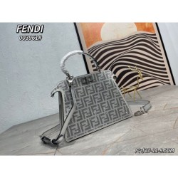 Gift to give 2024SS tote bag FENDI