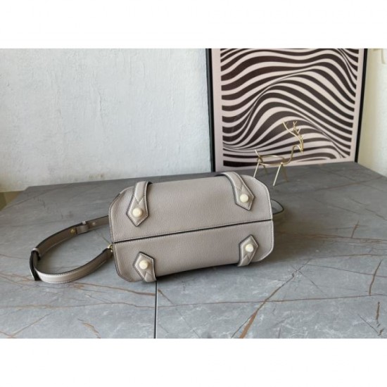 Popular brand 2024SS tote bag FENDI Popular brand 2024SS tote bag FENDI