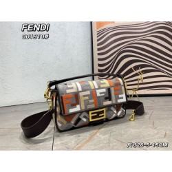 2024SS tote bag with a mature atmosphere FENDI