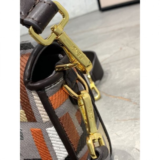 2024SS tote bag with a mature atmosphere FENDI 2024SS tote bag with a mature atmosphere FENDI