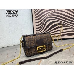 New product suddenly reduced in price! 2024SS Shoulder Bag FENDI