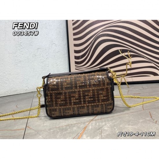New product suddenly reduced in price! 2024SS Shoulder Bag FENDI New product suddenly reduced in price! 2024SS Shoulder Bag FENDI