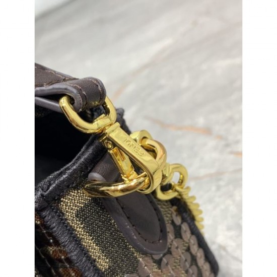 New product suddenly reduced in price! 2024SS Shoulder Bag FENDI New product suddenly reduced in price! 2024SS Shoulder Bag FENDI