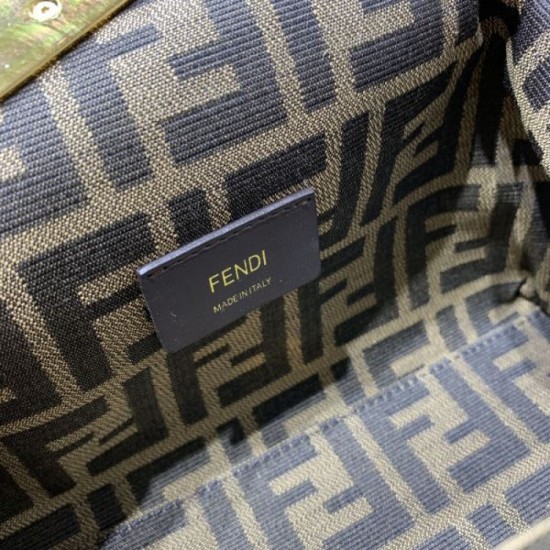 2024SS shoulder bag with a retro atmosphere FENDI 2024SS shoulder bag with a retro atmosphere FENDI